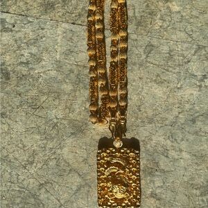 Gold Pendant Necklace